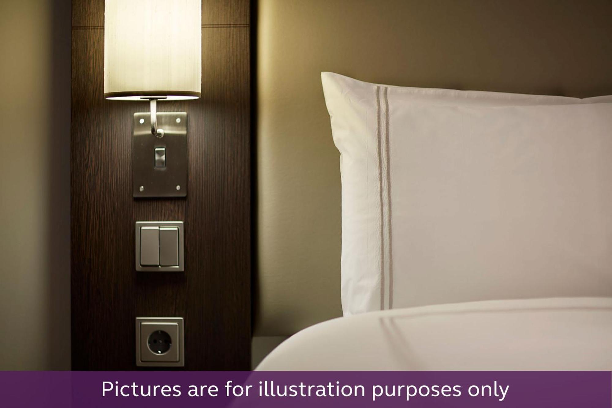 Premier Inn Heilbronn City Centre Bagian luar foto