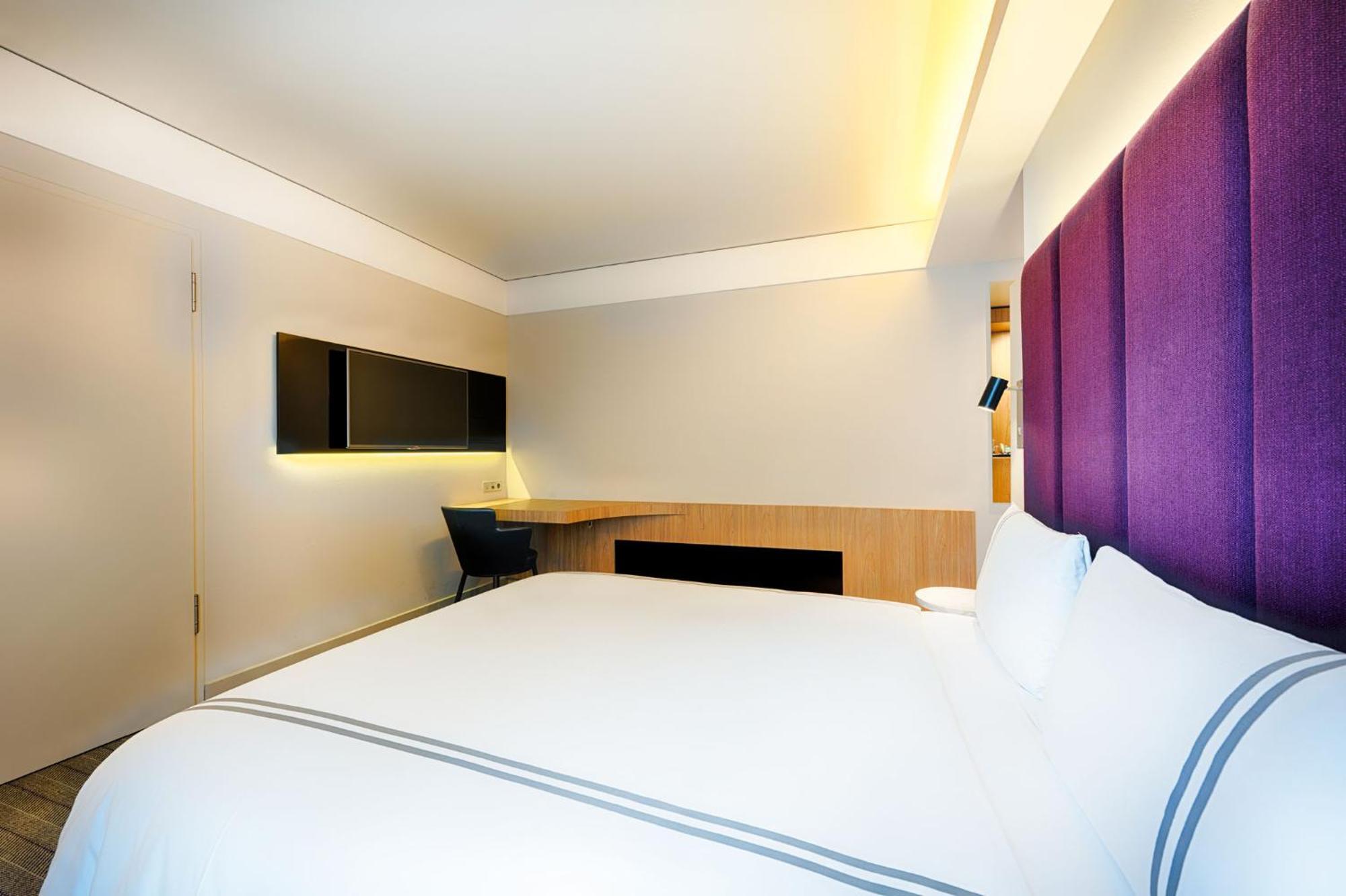 Premier Inn Heilbronn City Centre Bagian luar foto
