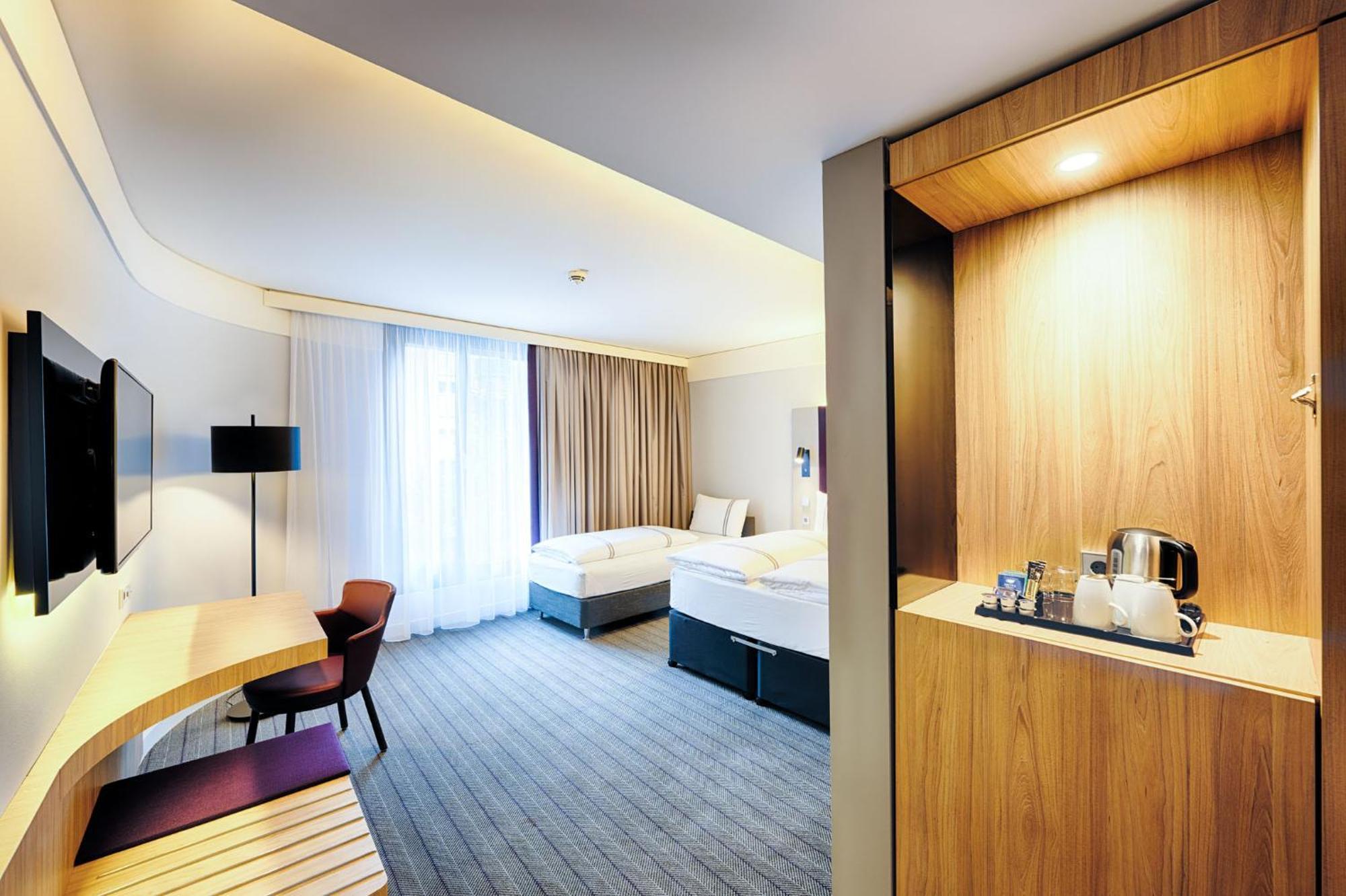 Premier Inn Heilbronn City Centre Bagian luar foto