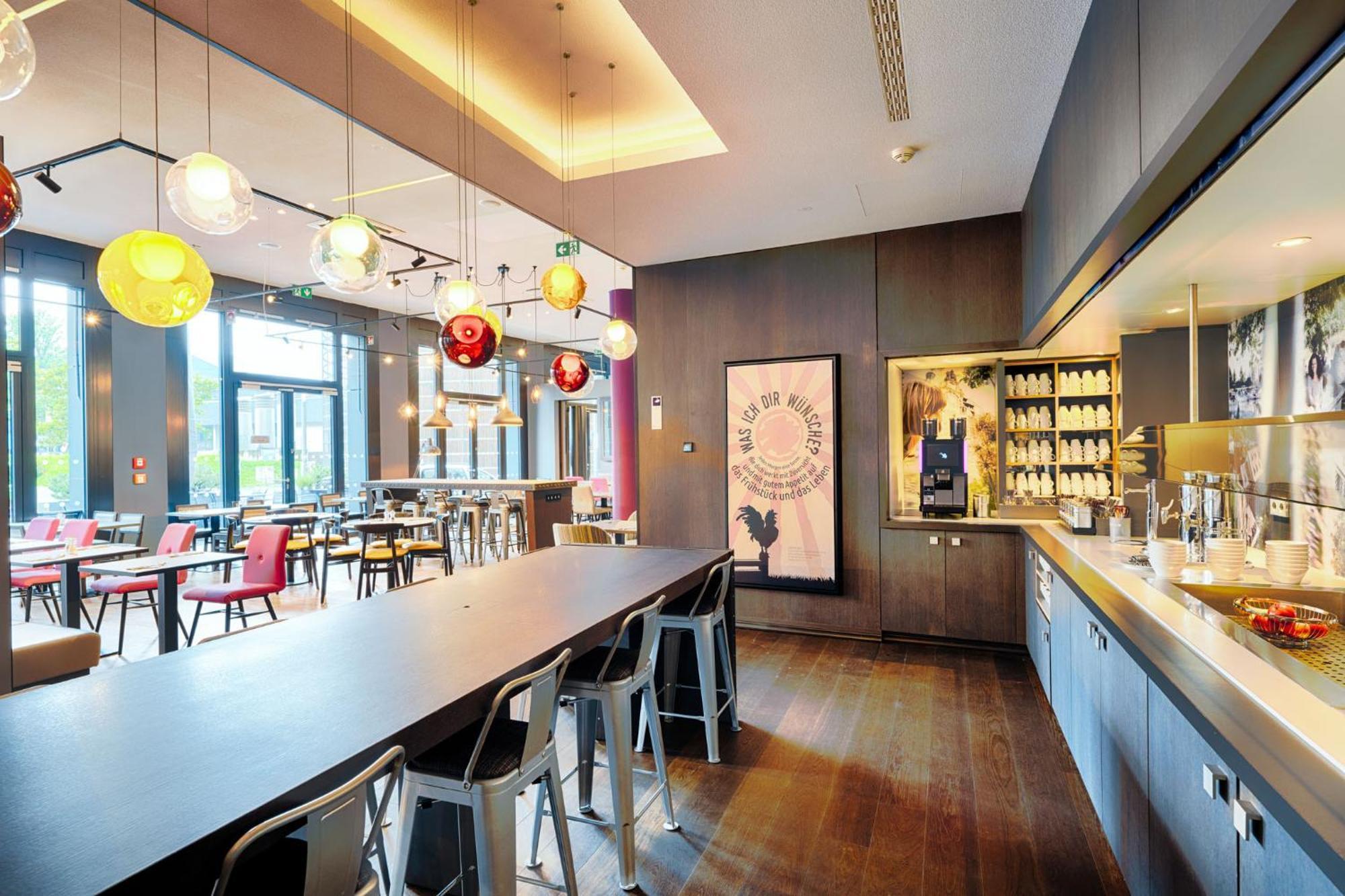 Premier Inn Heilbronn City Centre Bagian luar foto