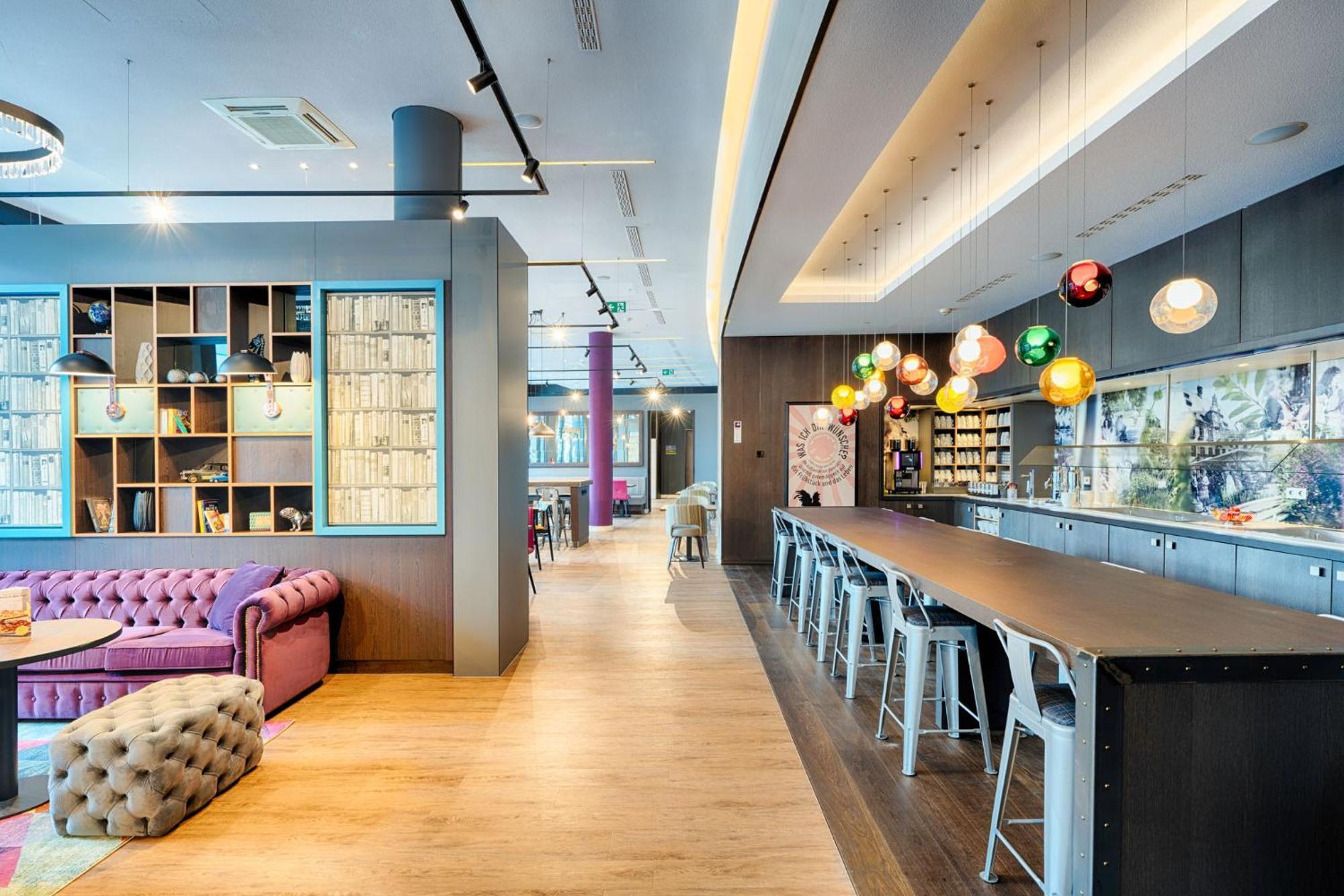 Premier Inn Heilbronn City Centre Bagian luar foto