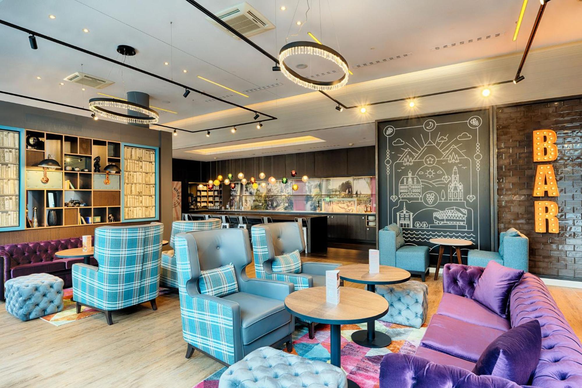 Premier Inn Heilbronn City Centre Bagian luar foto